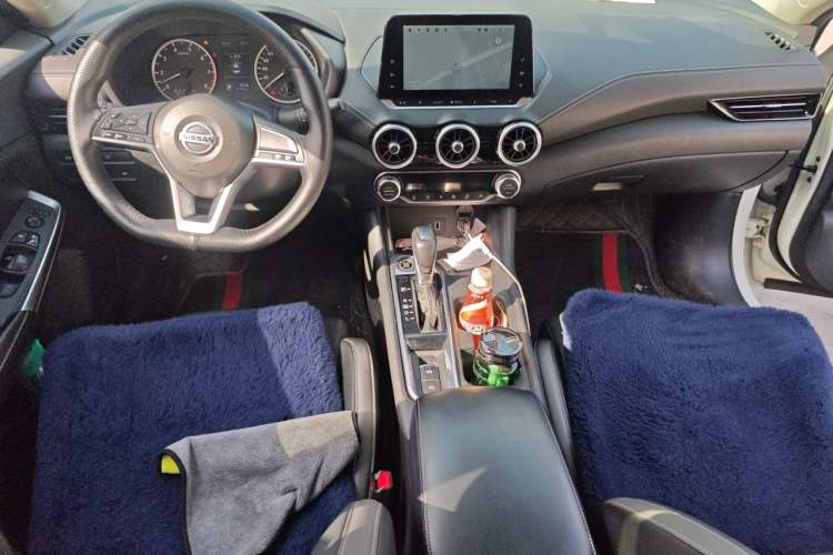 Used Nissan Sylphy 2022 1.6L XL CVT Enjoyment Edition Center Console