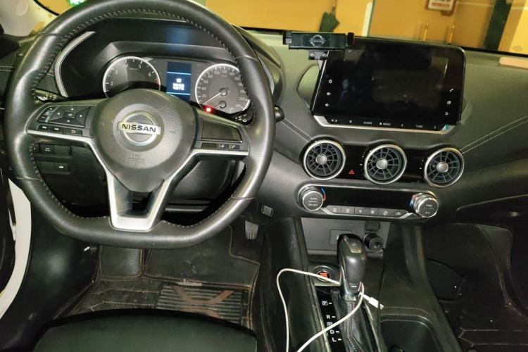 Used Nissan Sylphy 2022 1.6L XL CVT Enjoyment Edition Center Console