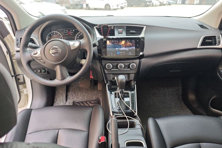 Used Nissan Sylphy 2022 Classic 1.6XL CVT Luxury Edition Center Console