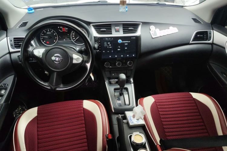 Used Nissan Sylphy 2022 Classic 1.6XE CVT Comfort Edition Center Console