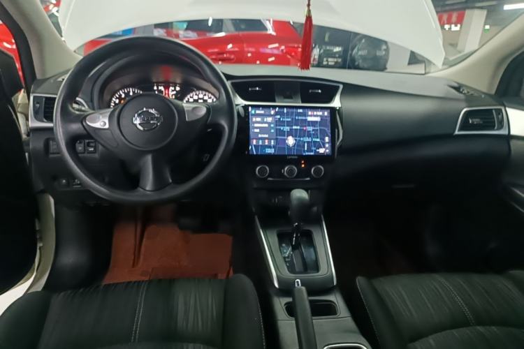 Used Nissan Sylphy 2022 Classic 1.6XE CVT Comfort Edition Center Console