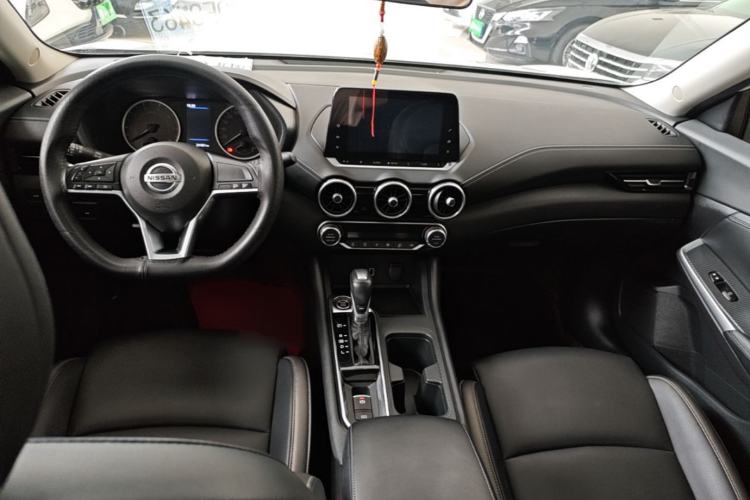 Used Nissan Sylphy 2022 1.6L XL CVT Enjoyment Edition Center Console