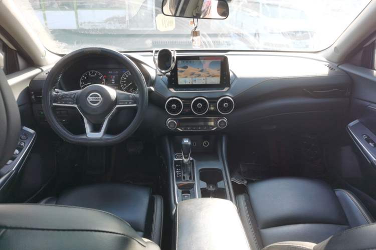 Used Nissan Sylphy 2022 1.6L XL CVT Enjoyment Edition Center Console