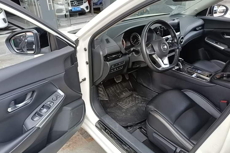 Used Nissan Sylphy 2022 1.6L XL CVT Smart Enjoyment Version Driver Seat