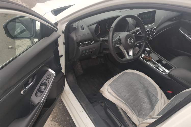 Used Nissan Sylphy 2022 1.6L XL CVT Enjoyment Edition Driver Seat