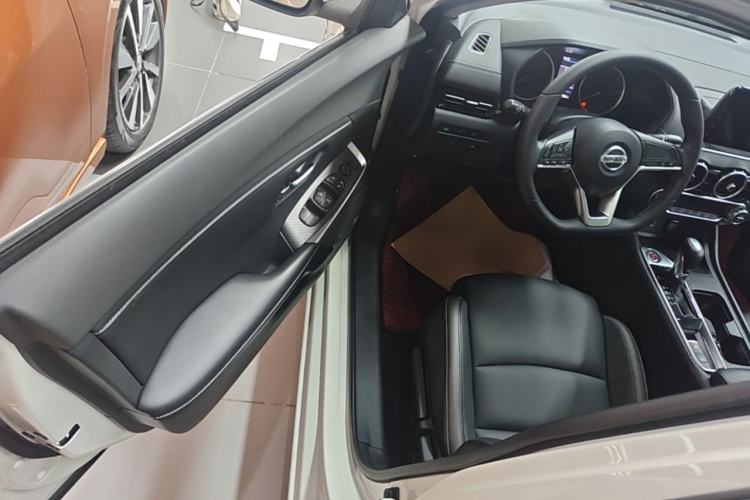 Used Nissan Sylphy 2022 1.6L XL CVT Enjoyment Edition Driver Seat