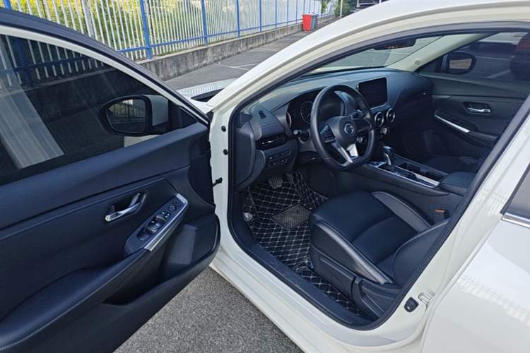 Used Nissan Sylphy 2022 1.6L XL CVT Enjoyment Edition Driver Seat