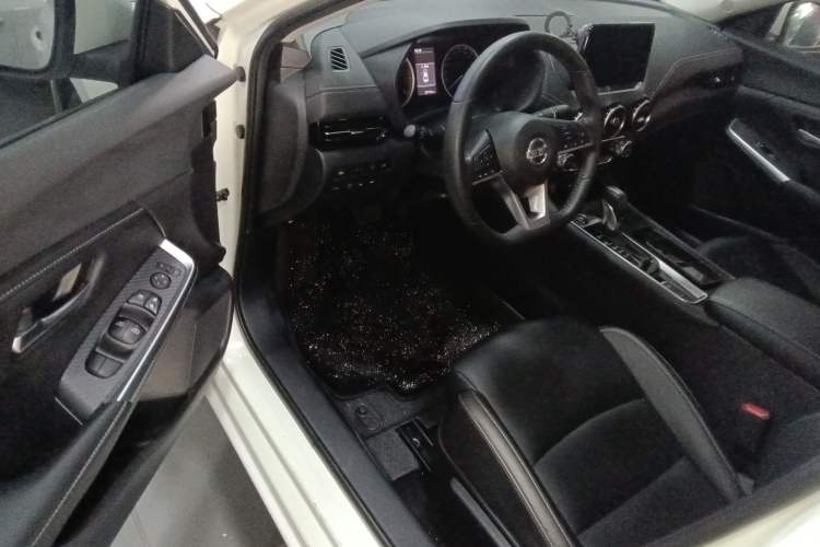 Used Nissan Sylphy 2022 1.6L XL CVT Smart Enjoyment Version Driver Seat
