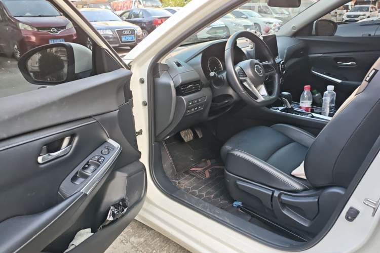 Used Nissan Sylphy 2022 1.6L XL CVT Enjoyment Edition Driver Seat