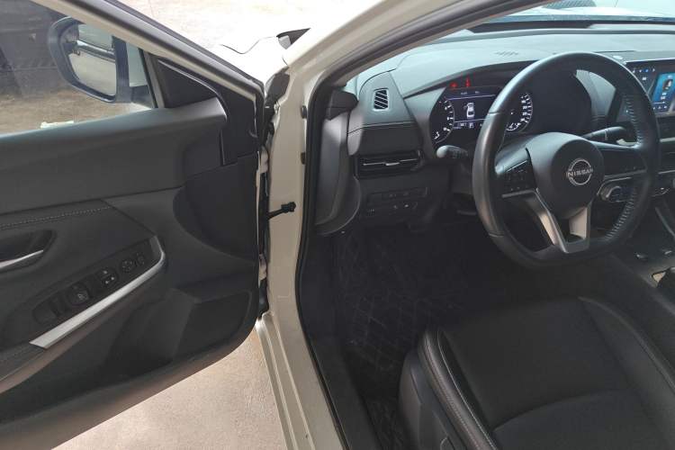 Used Nissan Sylphy 2022 Electric-Drive e-POWER Super Connect PLUS Driver Seat