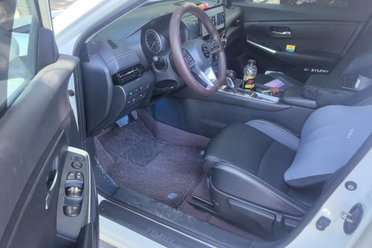 Used Nissan Sylphy 2022 1.6L XL CVT Enjoyment Edition Driver Seat