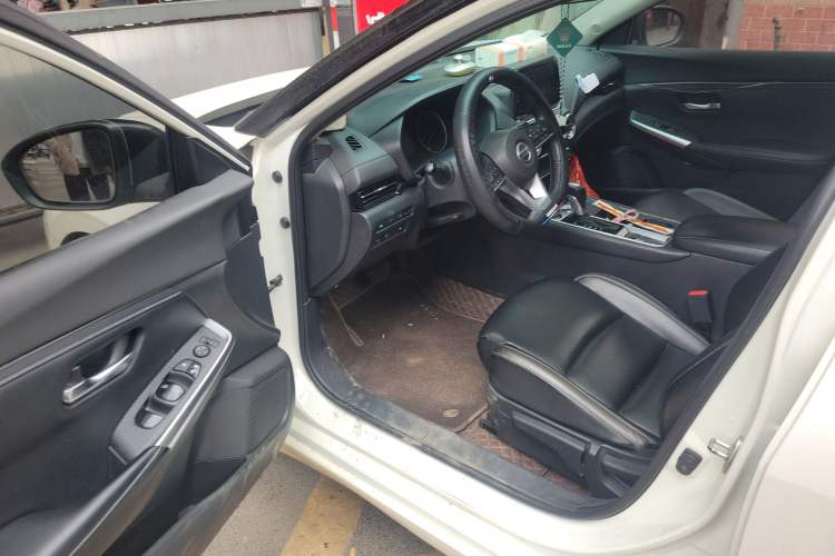Used Nissan Sylphy 2022 1.6L XL CVT Enjoyment Edition Driver Seat