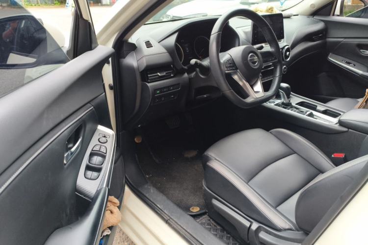 Used Nissan Sylphy 2022 1.6L XL CVT Enjoyment Edition Driver Seat