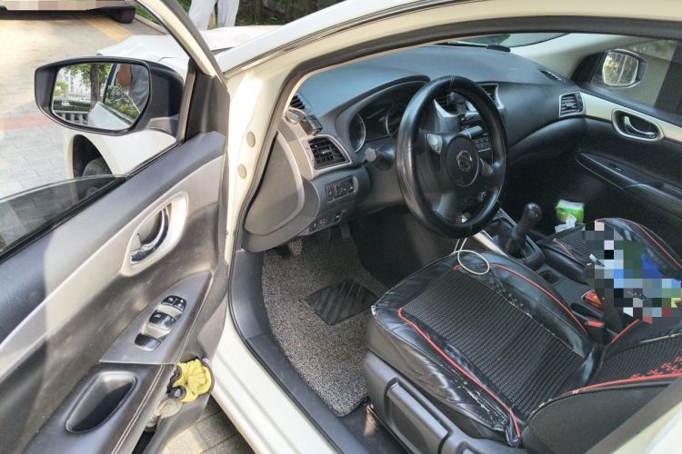 Used Nissan Sylphy 2022 Classic 1.6XE Manual Comfort Edition Driver Seat