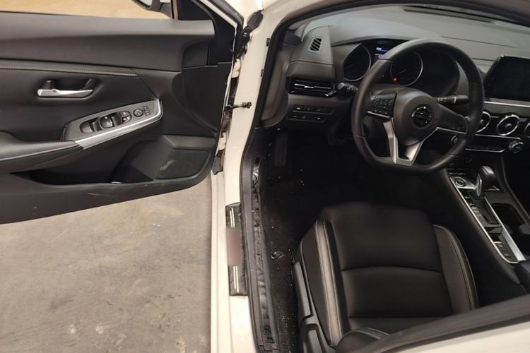 Used Nissan Sylphy 2022 1.6L XL CVT Enjoyment Edition Driver Seat