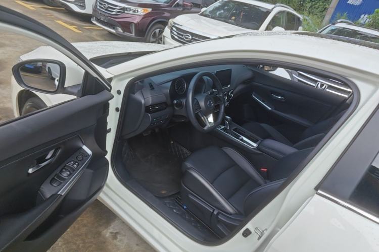 Used Nissan Sylphy 2022 1.6L XL CVT Enjoyment Edition Driver Seat