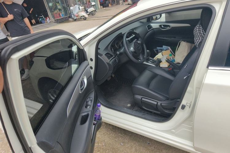 Used Nissan Sylphy 2022 Classic 1.6XE CVT Comfort Edition Driver Seat