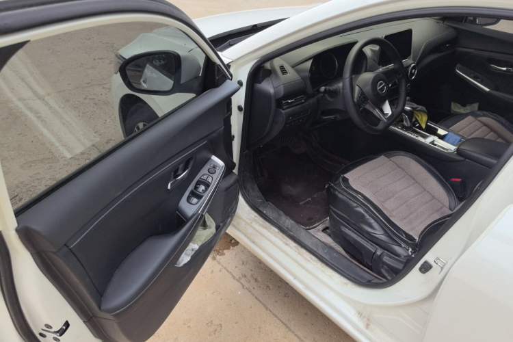 Used Nissan Sylphy 2022 1.6L XL CVT Enjoyment Edition Driver Seat