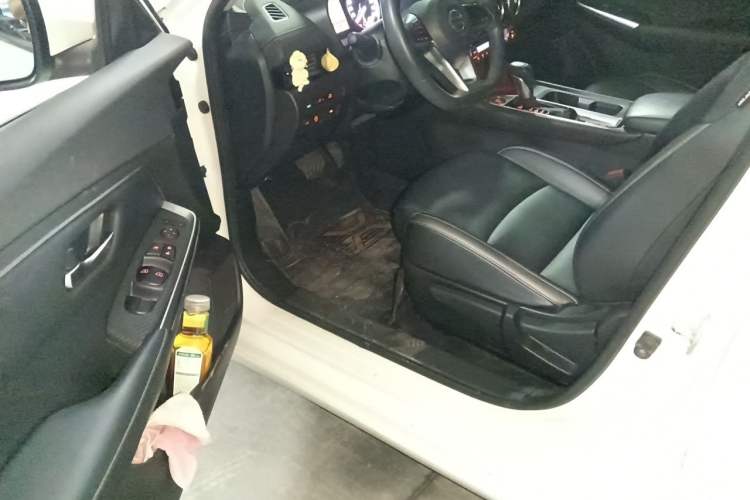 Used Nissan Sylphy 2022 1.6L XL CVT Enjoyment Edition Driver Seat