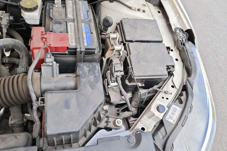 Used Nissan Sylphy 2022 1.6L XL CVT Enjoyment Edition Engine Bay Left
