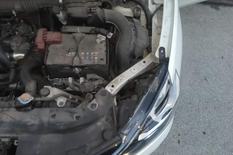 Used Nissan Sylphy 2022 Classic 1.6XE CVT Comfort Edition Engine Bay Left