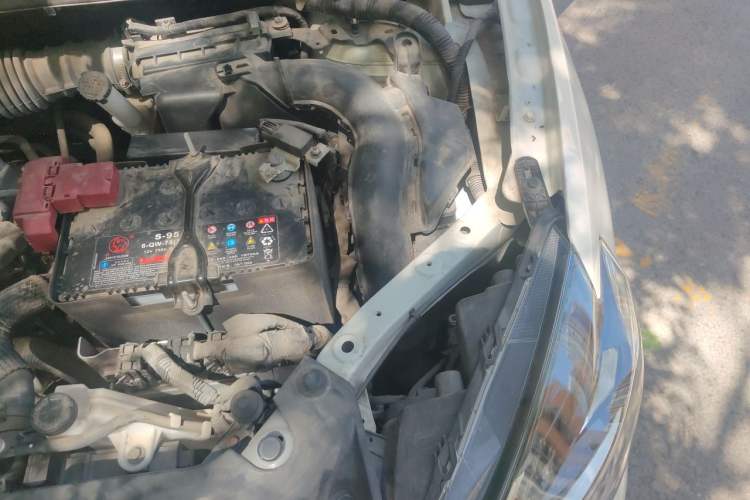Used Nissan Sylphy 2022 Classic 1.6XL CVT Luxury Edition Engine Bay Left