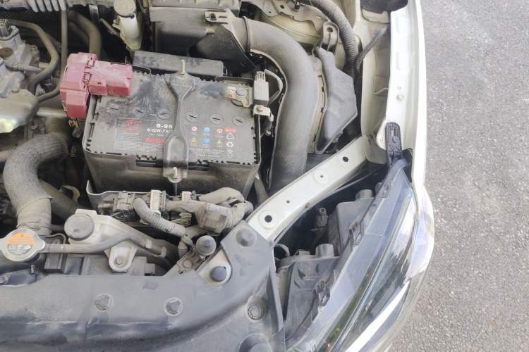 Used Nissan Sylphy 2022 Classic 1.6XL CVT Luxury Edition Engine Bay Left