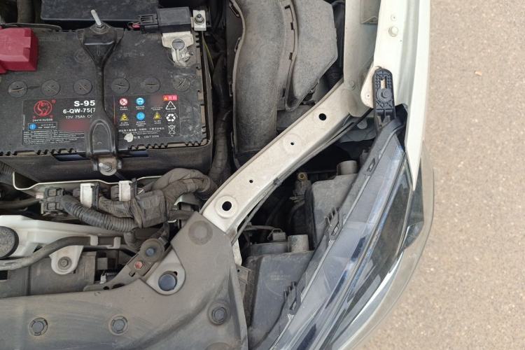 Used Nissan Sylphy 2022 Classic 1.6XE CVT Comfort Edition Engine Bay Left