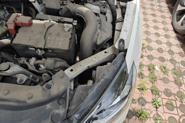 Used Nissan Sylphy 2022 Classic 1.6XE CVT Comfort Edition Engine Bay Left