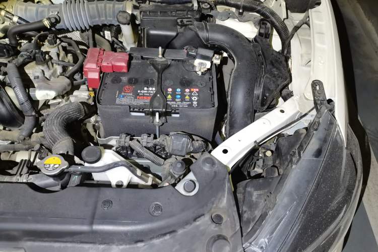 Used Nissan Sylphy 2022 Classic 1.6XL CVT Luxury Edition Engine Bay Left