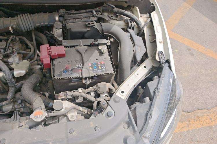 Used Nissan Sylphy 2022 Revised Version Classic 1.6XL CVT Luxury Edition Engine Bay Left