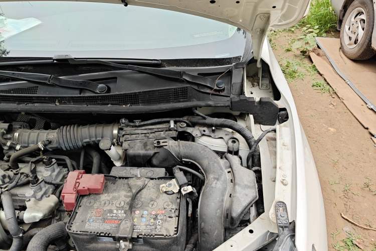 Used Nissan Sylphy 2022 Classic 1.6XE CVT Comfort Edition Engine Bay Left