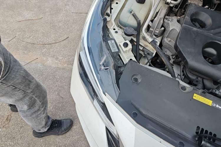 Used Nissan Sylphy 2022 1.6L XL CVT Enjoyment Edition Engine Bay Right