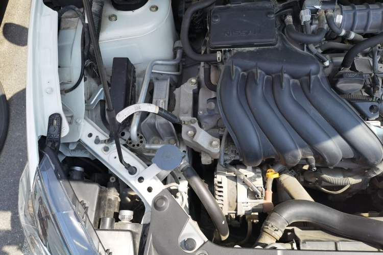 Used Nissan Sylphy 2022 Classic 1.6XL CVT Luxury Edition Engine Bay Right