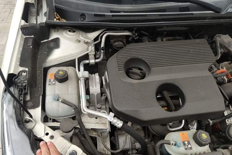 Used Nissan Sylphy 2022 e-POWER MAX with Advanced Electric Drive Autopilot Engine Bay Right