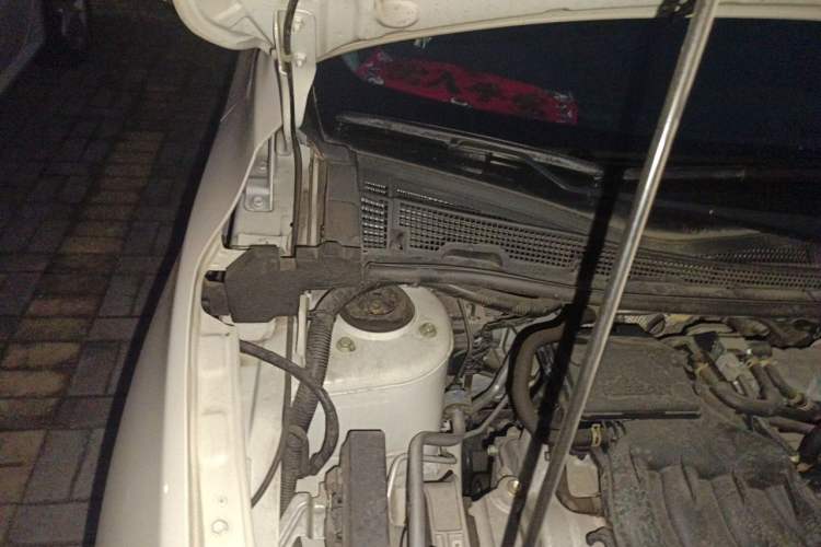 Used Nissan Sylphy 2022 Classic 1.6XE CVT Comfort Edition Engine Bay Right
