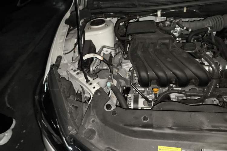Used Nissan Sylphy 2022 Classic 1.6XL CVT Luxury Edition Engine Bay Right