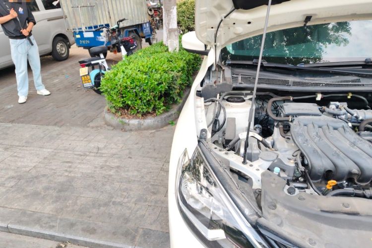 Used Nissan Sylphy 2022 Classic 1.6XE CVT Comfort Edition Engine Bay Right