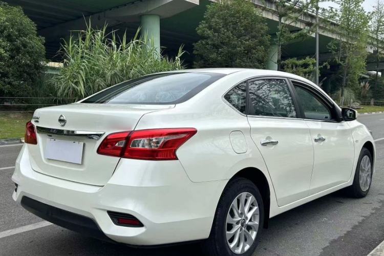 Used Nissan Sylphy 2022 Classic 1.6XL CVT Luxury Edition Exterior 1