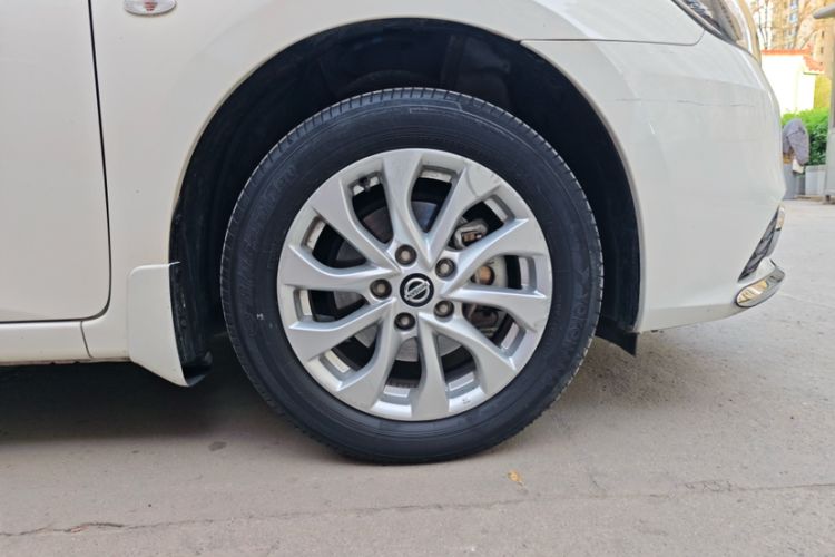 Used Nissan Sylphy 2022 Classic 1.6XL CVT Luxury Edition Exterior 1