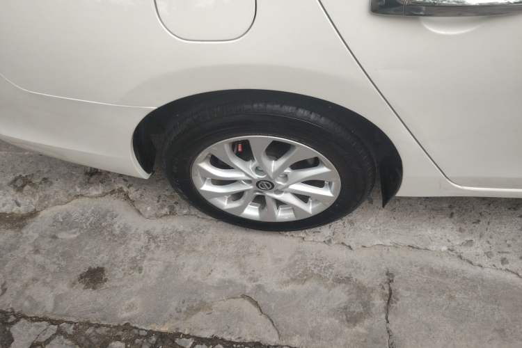 Used Nissan Sylphy 2022 Classic 1.6XL CVT Luxury Edition Exterior 2