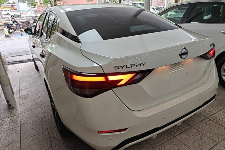 Used Nissan Sylphy 2022 1.6L XL CVT Enjoyment Edition Exterior 2
