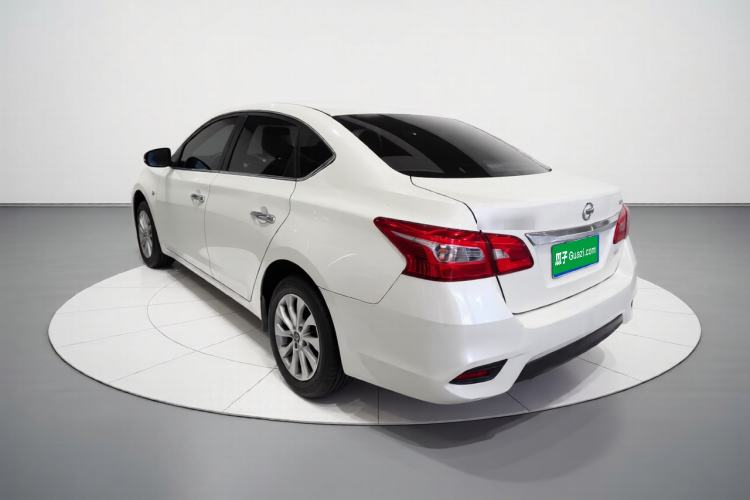 Used Nissan Sylphy 2022 Classic 1.6XE CVT Comfort Edition Exterior 2