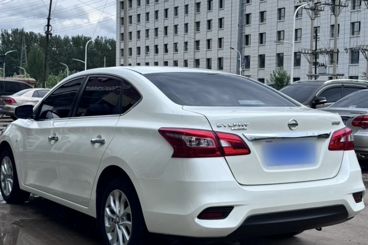 Used Nissan Sylphy 2022 Classic 1.6XL CVT Luxury Edition Exterior 2