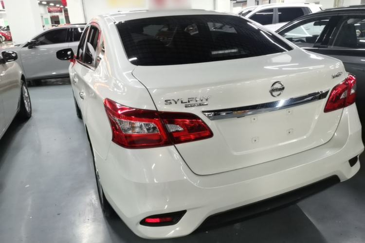 Used Nissan Sylphy 2022 Classic 1.6XL CVT Luxury Edition Exterior 2