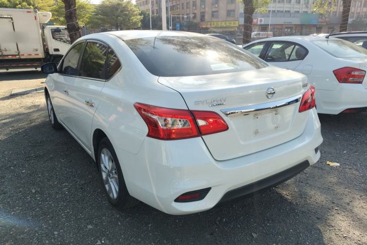 Used Nissan Sylphy 2022 Classic 1.6XL CVT Luxury Edition Exterior 2