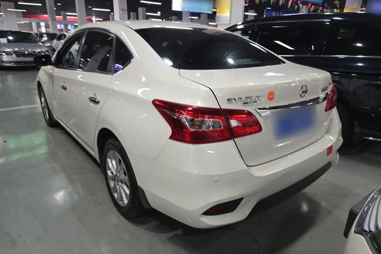 Used Nissan Sylphy 2022 Classic 1.6XL CVT Luxury Edition Exterior 3