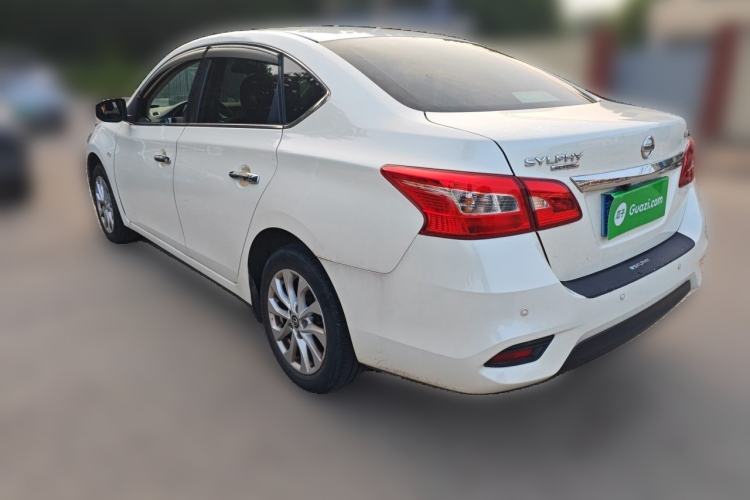 Used Nissan Sylphy 2022 Classic 1.6XE CVT Comfort Edition Exterior 3
