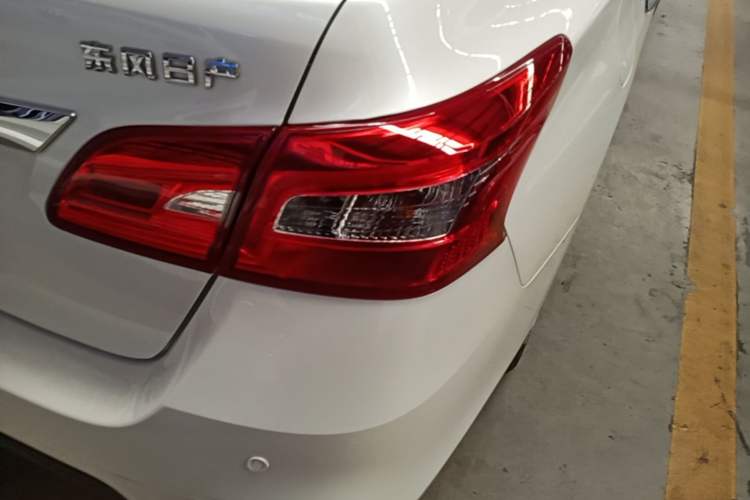 Used Nissan Sylphy 2022 Classic 1.6XE CVT Comfort Edition Exterior 3