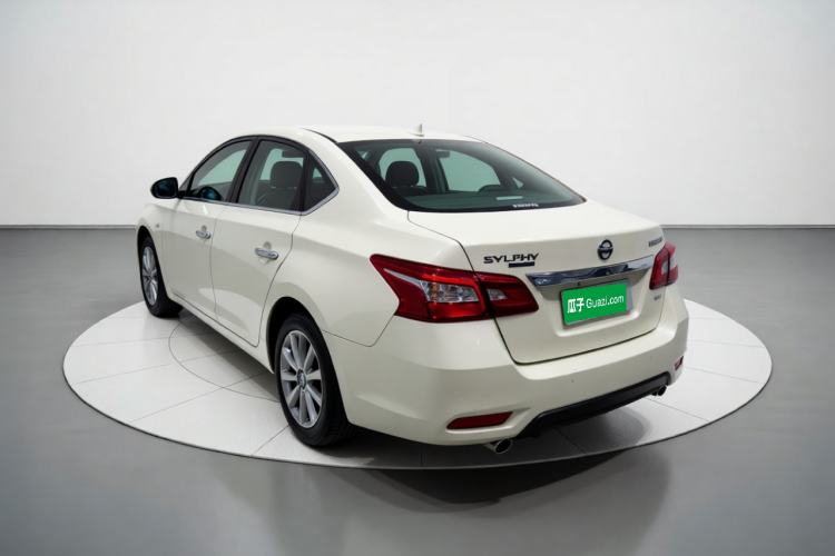 Used Nissan Sylphy 2022 Classic 1.6XL CVT Luxury Edition Exterior 3